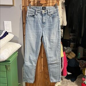 BDG Girlfriend High Rise Cropped Jeans